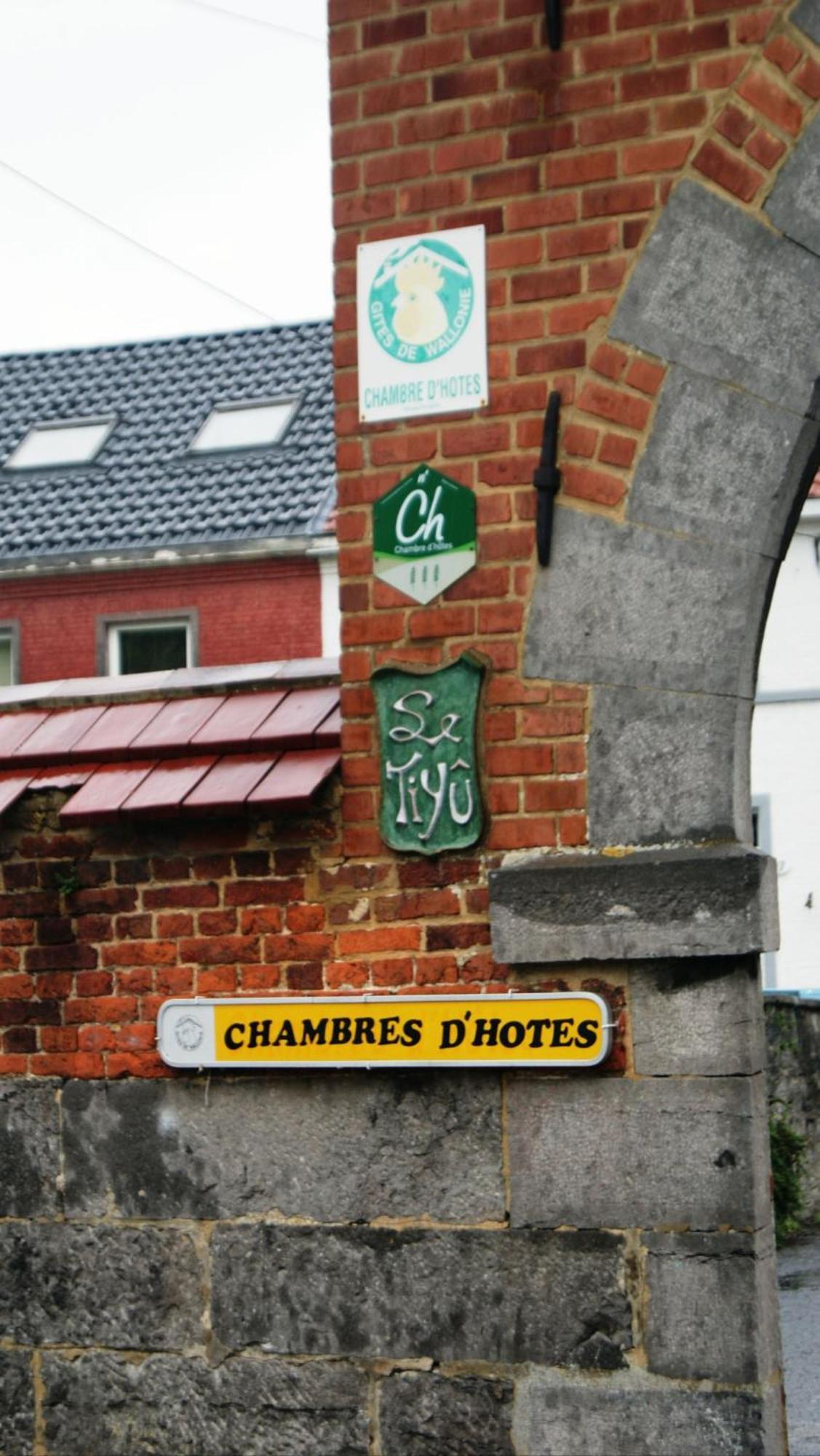 B&B El Tyu Écaussinnes-dʼEnghien Bagian luar foto